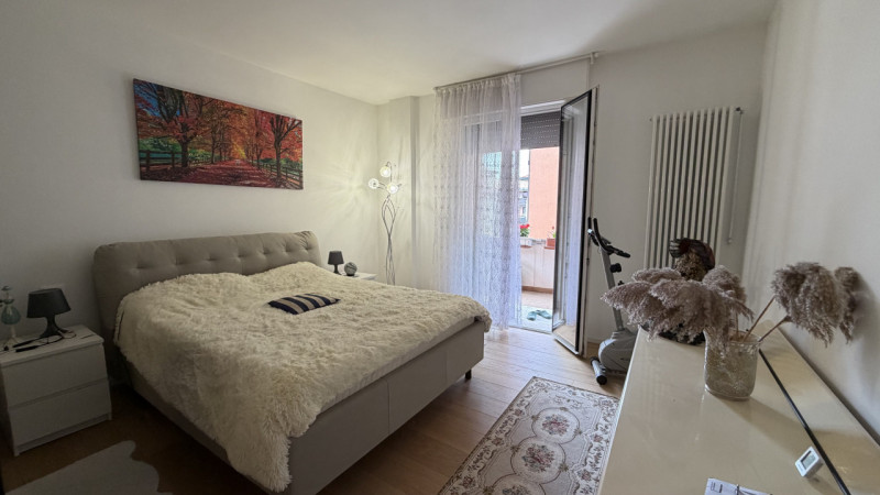 In vendita, nel cuore della tranquilla zona di Pontevigodarzere a Padova, proponiamo un ampio app...