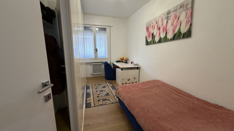 In vendita, nel cuore della tranquilla zona di Pontevigodarzere a Padova, proponiamo un ampio app...