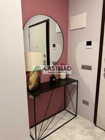 Padova Zona Stanga Ampio appartamento 3 camere completamente ristrutturato con terrazzo, posto au...