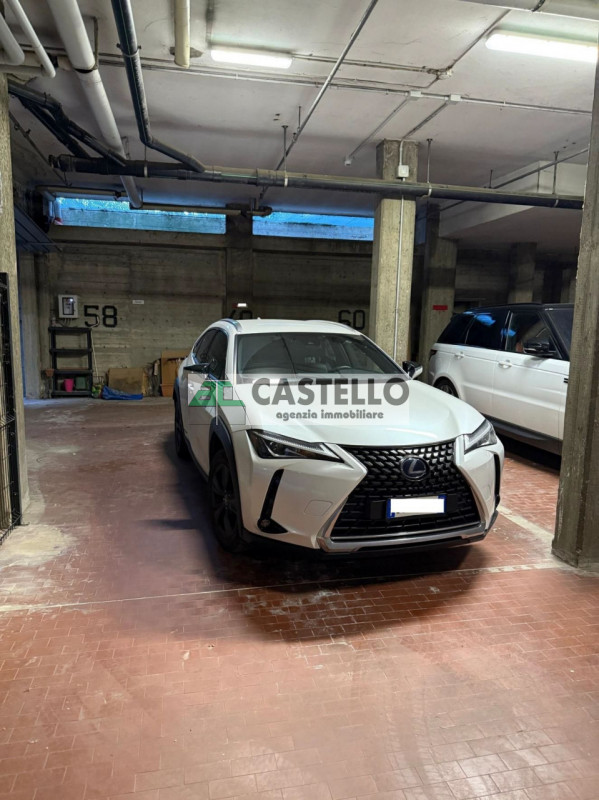Padova Zona Stanga Ampio appartamento 3 camere completamente ristrutturato con terrazzo, posto au...
