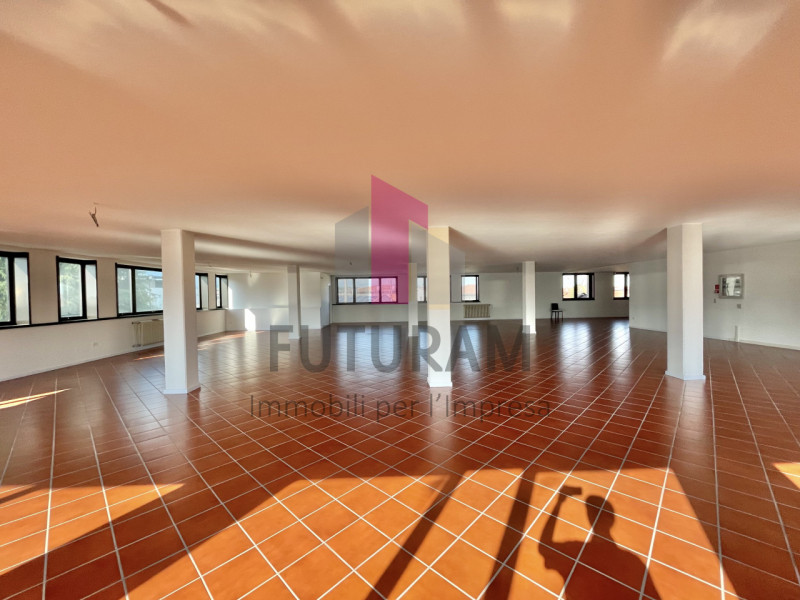 BASSANO DEL GRAPPA - 65FIL - PER INFO 0444/310220 

SU STRADA AD ALTA PERCORRENZA A POCHI PASSI D...