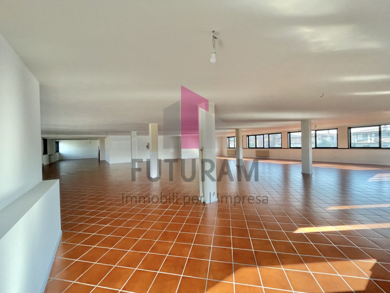BASSANO DEL GRAPPA - 65FIL - PER INFO 0444/310220 

SU STRADA AD ALTA PERCORRENZA A POCHI PASSI D...