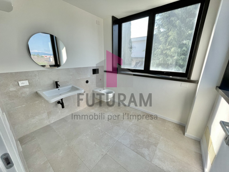 BASSANO DEL GRAPPA - 65FIL - PER INFO 0444/310220 

SU STRADA AD ALTA PERCORRENZA A POCHI PASSI D...