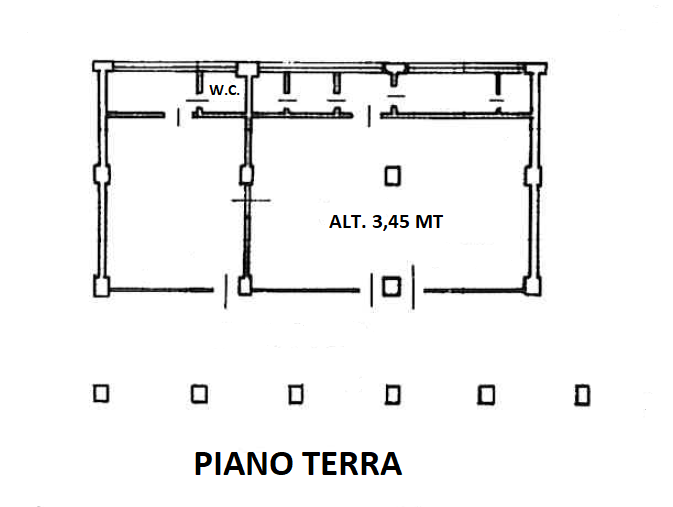 VICENZA: A RIDOSSO DEL CENTRO STORICO AMPIO NEGOZIO CON VETRINE AL PIANO TERRA - RIF. VNEG8L - EU...