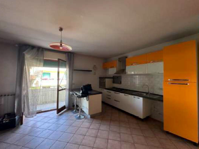 Rif. A.A.225-24

Vendita all'asta - appartamento duplex con garage in data 23 luglio 2026

Descri...