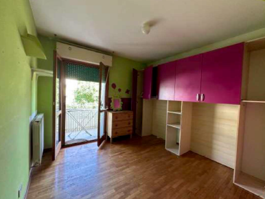 Rif. A.A.225-24

Vendita all'asta - appartamento duplex con garage in data 23 luglio 2026

Descri...