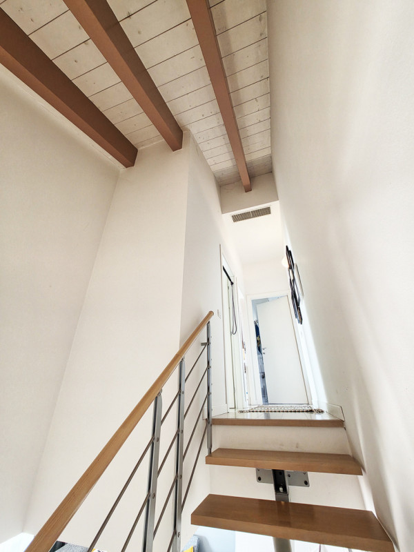 NOVENTA PADOVANA - "RESIDENCE ACERI". Vendesi appartamento / attico luminoso e dagli ampi spazi. ...