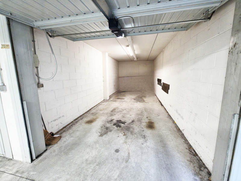 NOVENTA PADOVANA - "RESIDENCE ACERI". Vendesi appartamento / attico luminoso e dagli ampi spazi. ...