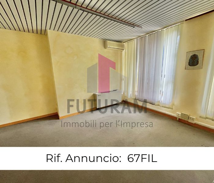 ARCUGNANO - 67FIL - PER INFO  0444310220 

In zona artigianale si propone in locazione ufficio al...