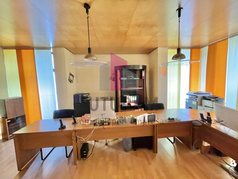 ARCUGNANO - 68FIL - PER INFO 0444310220

In zona artigianale si propone in locazione ufficio al p...