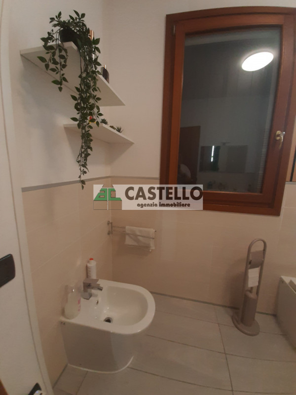 CAMPODORO Centro porzione di bifamiliare curata in ogni dettaglio, completamente accessoriata, li...