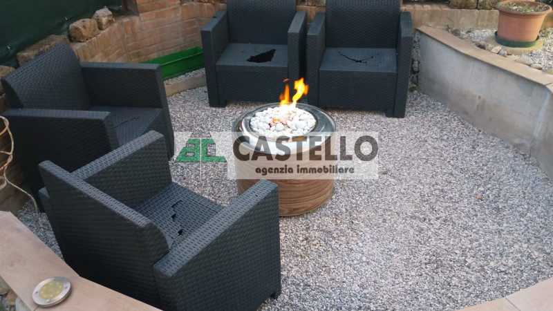 CAMPODORO Centro porzione di bifamiliare curata in ogni dettaglio, completamente accessoriata, li...