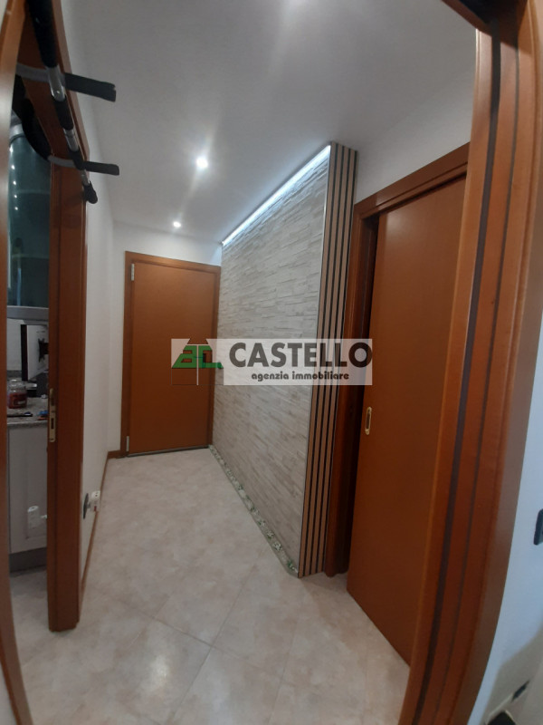 CAMPODORO Centro porzione di bifamiliare curata in ogni dettaglio, completamente accessoriata, li...