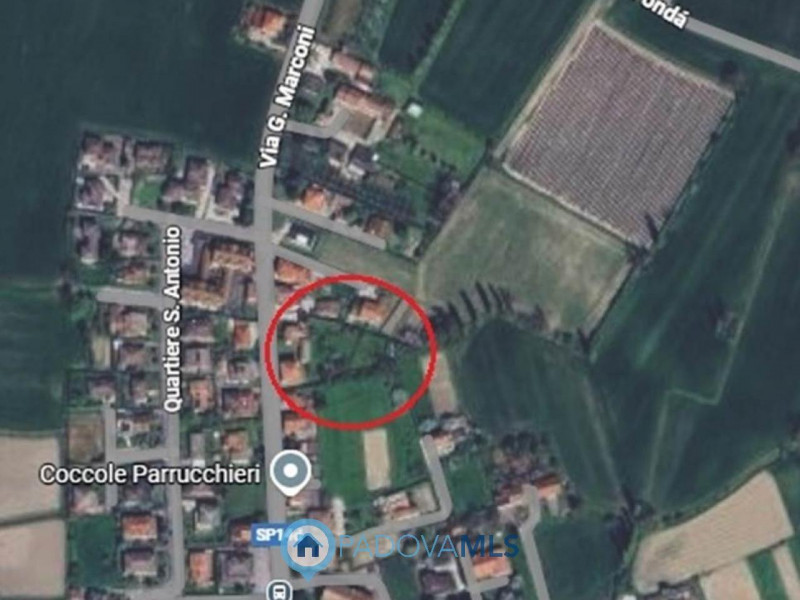 Immobile in esclusiva al Gruppo Padova MLS.
A San Pietro Viminario vicinanze, terreno edificabile...