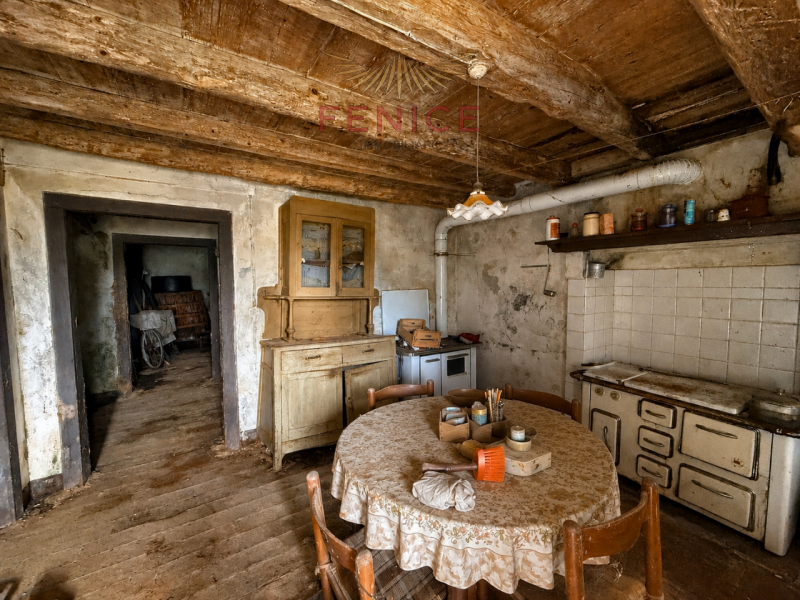 Nel cuore della tranquilla zona Bavaria di Nervesa della Battaglia, proponiamo un caratteristico ...