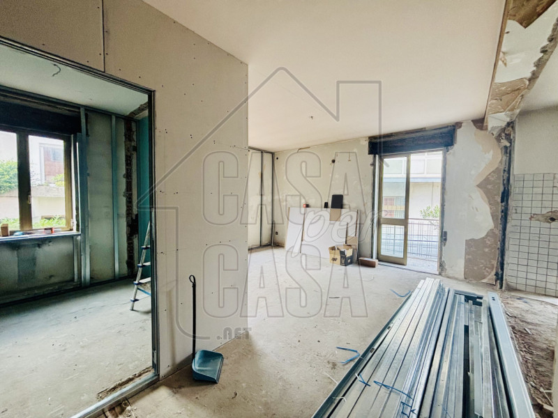 Per info, Maddalena 351 799 3937, riferimento annuncio: MD14

Zona Paltana - A due passi dal Bass...