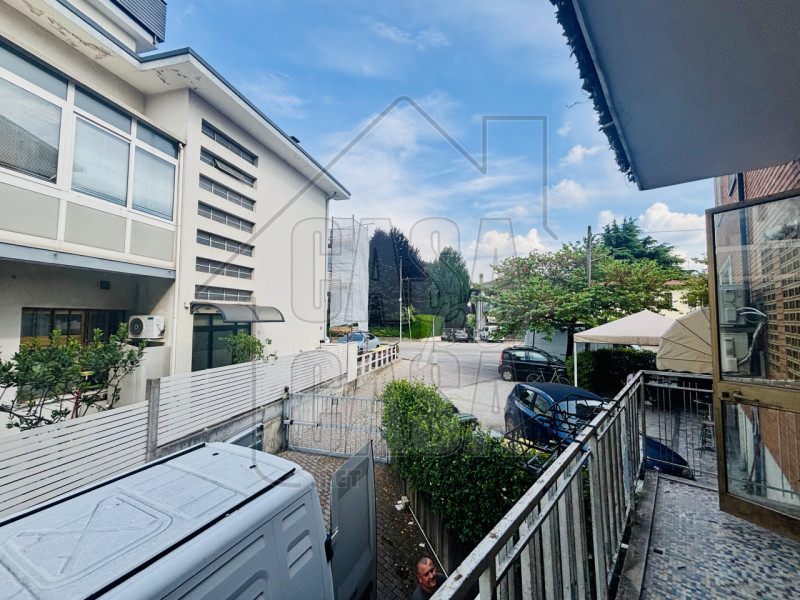 Per info, Maddalena 351 799 3937, riferimento annuncio: MD14

Zona Paltana - A due passi dal Bass...