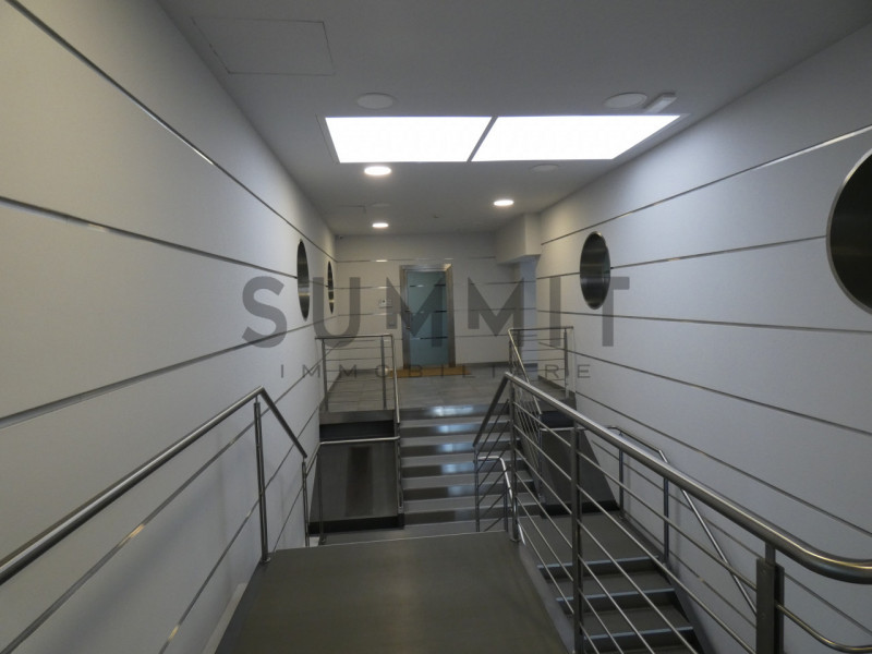 ZANE' – Lungo la direttiva Schio - Thiene, in contesto raffinato,  proponiamo in affitto un curat...