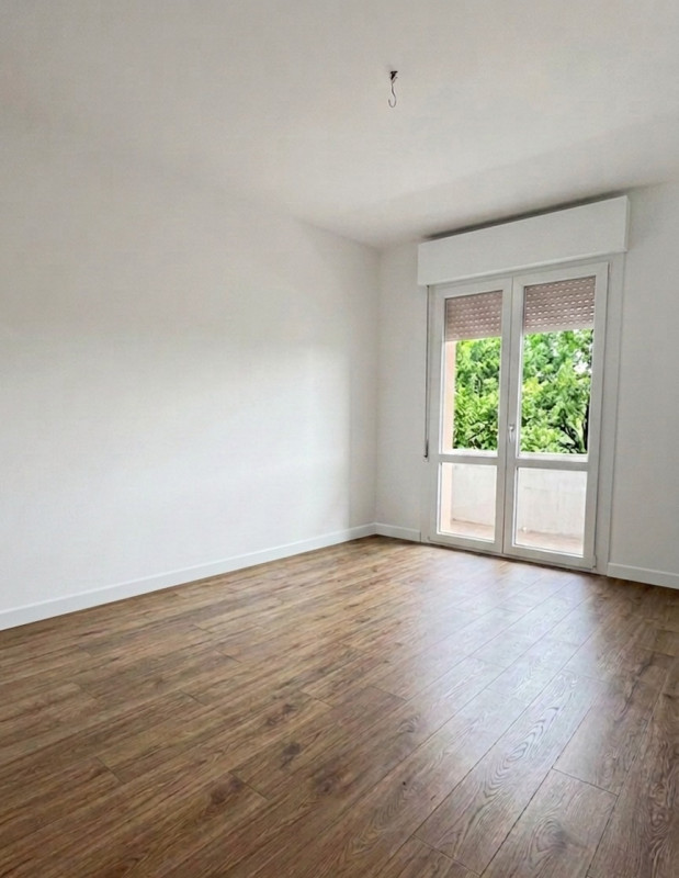 OCCASIONE TRILOCALE ALL'ULTIMO PIANO CON TERRAZZO ANGOLARE A RUBANO - FINITURE DI PREGIO!

Paghi ...