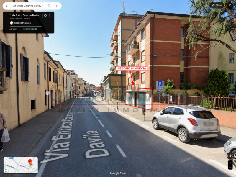 A Piove di Sacco, in Via Enrico Caterino Davila, proponiamo in vendita un negozio C/1 al piano te...