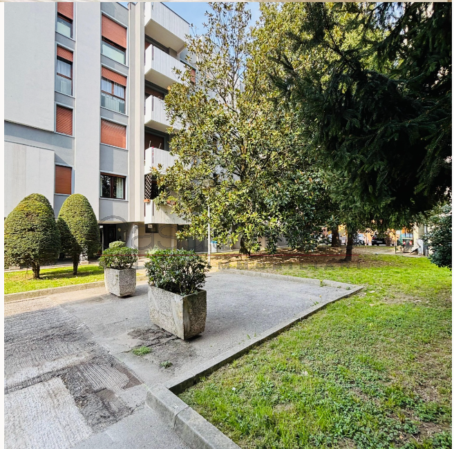 BASSANELLO, PADOVA
APPARTAMENTO COMPLETAMENTE RISTRUTTURATO IN LOCAZIONE

In zona Bassanello, a p...