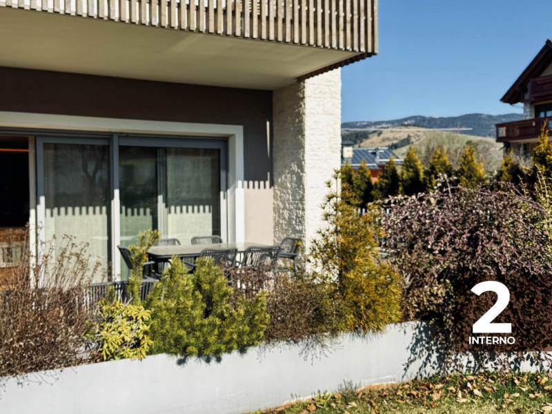 La tua casa ad Asiago è già un’esperienza. Due residenze di pregio al piano terra, immerse nel ve...