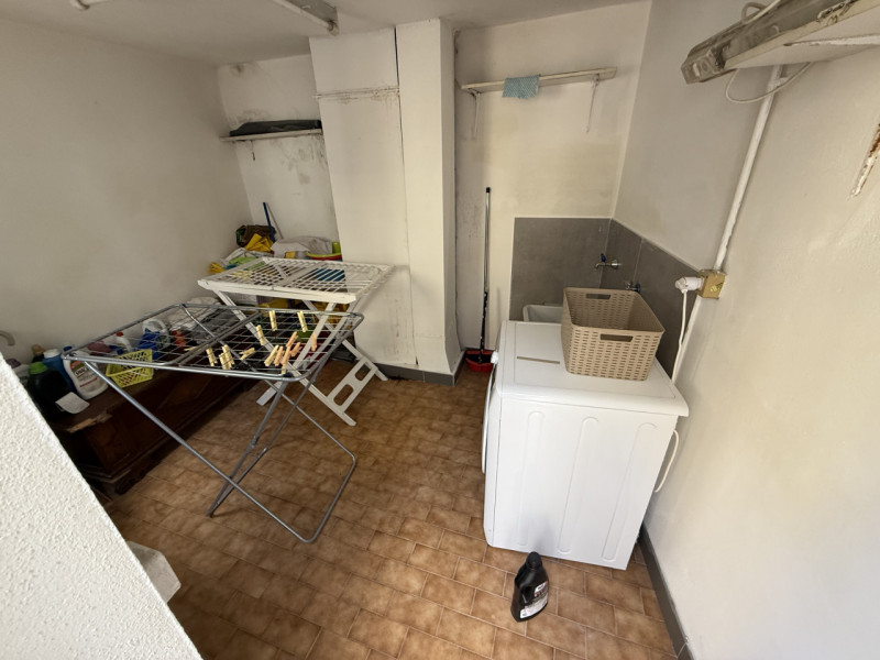 PER STUDENTE UNIVERSITARIO E LAVORATORE via Belzoni: In zona comoda agli ospedali e alle universi...