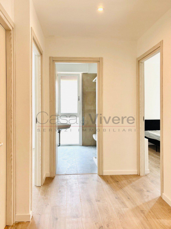 CAMERA 2 – CAMERA SINGOLA IN APPARTAMENTO COMPLETAMENTE RISTRUTTURATO

In zona Bassanello, a poch...