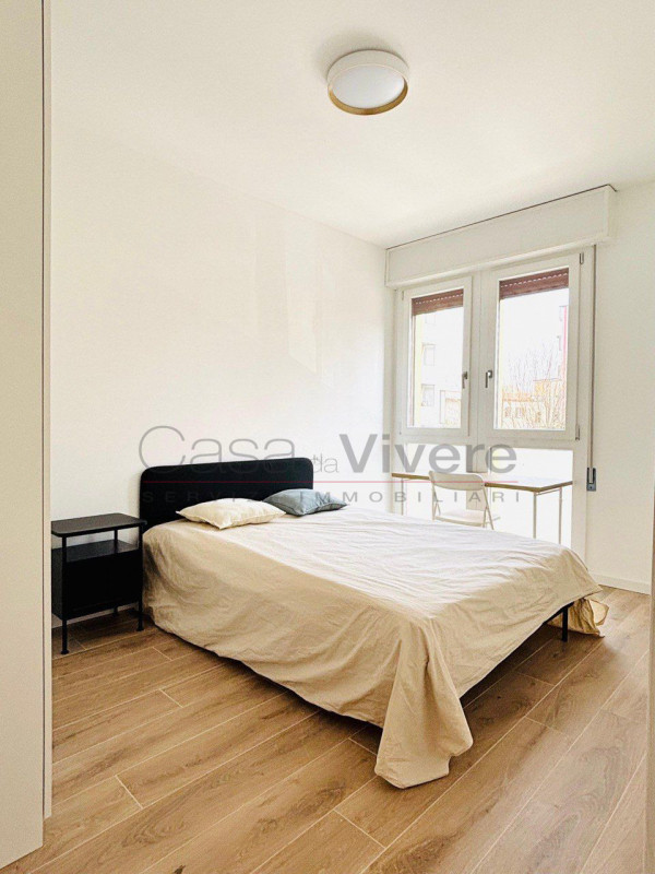 CAMERA 2 – CAMERA SINGOLA IN APPARTAMENTO COMPLETAMENTE RISTRUTTURATO

In zona Bassanello, a poch...