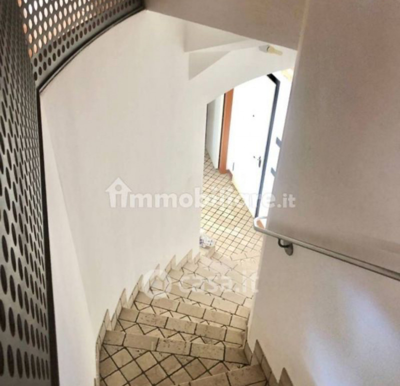 L'agenzia Iris propone in vendita in una delle zone più ricercate della città, proponiamo un mera...