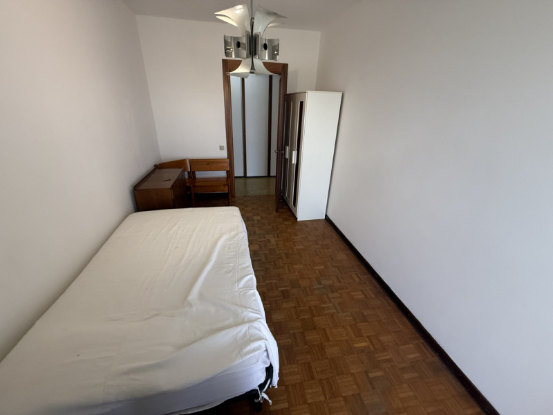 PER STUDENTI UNIVERSITARI via Trieste: Zona molto comoda agli istituti, appartamento arredato pos...