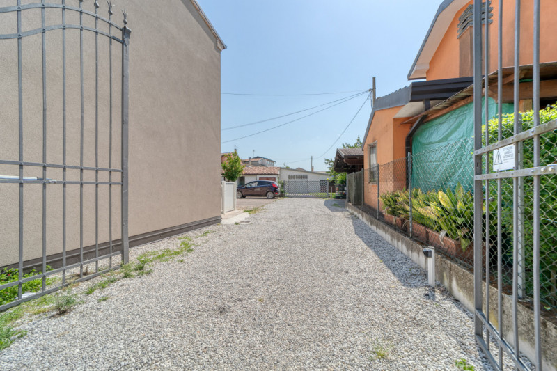 TRILOCALE INDIPENDENTE CON GIARDINO PRIVATO – NESSUNA SPESA CONDOMINIALE

A Bojon, tranquilla fra...