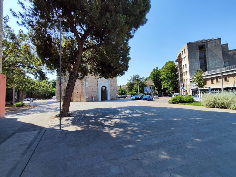 Garage interrato in vendita – Piazzale Pontecorvo, Padova

In Piazzale Pontecorvo, in posizione s...