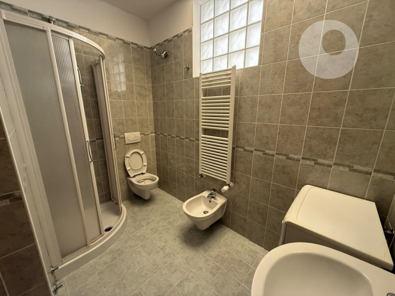 TORRI DI QUARTESOLO

L’appartamento si trova in una zona ottimamente servita, comoda per scuole, ...