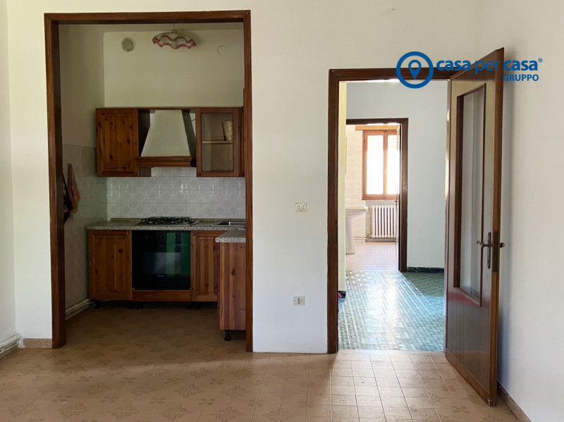 APPROVATO GRUPPO CASA PER CASA: VALUTATO, CONTROLLATO, GESTITO IN ESCLUSIVA!

ZONA: L'immobile si...
