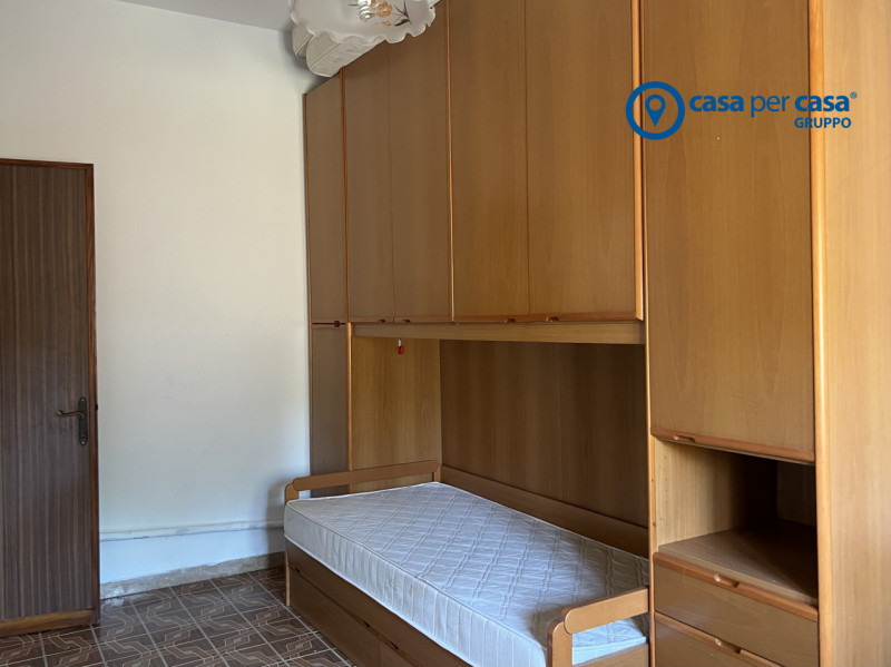 APPROVATO GRUPPO CASA PER CASA: VALUTATO, CONTROLLATO, GESTITO IN ESCLUSIVA!

ZONA: L'immobile si...