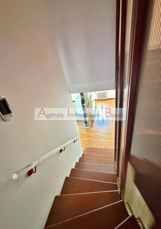 PADOVA ZONA SAN GIUSEPPE. Nel tranquillo e residenziale quartiere di San Giuseppe a Padova, propo...