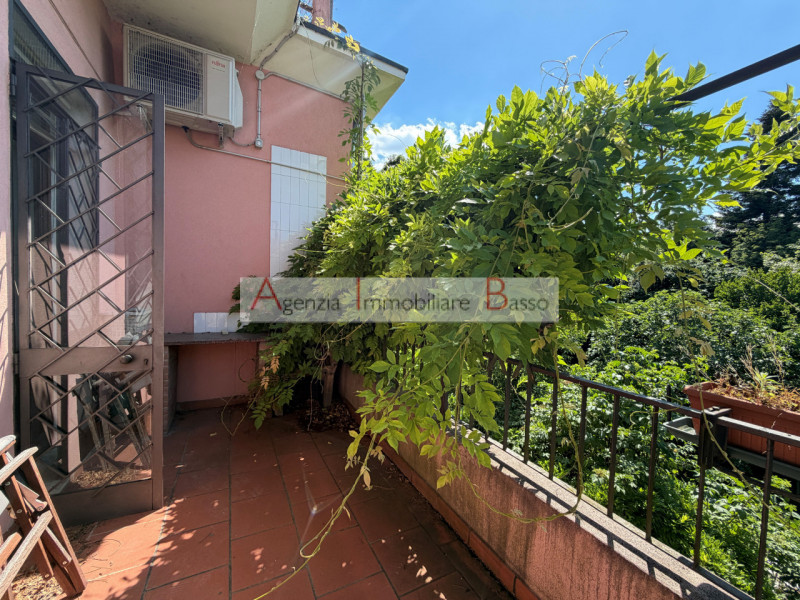 PADOVA ZONA SAN GIUSEPPE. Nel tranquillo e residenziale quartiere di San Giuseppe a Padova, propo...