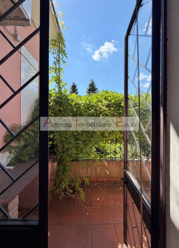 PADOVA ZONA SAN GIUSEPPE. Nel tranquillo e residenziale quartiere di San Giuseppe a Padova, propo...