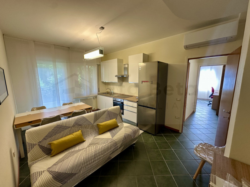 In una zona molto comoda di Padova, precisamente nel quartiere Arcella Santissima Trinità, propon...
