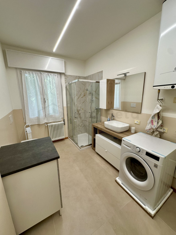 In una zona molto comoda di Padova, precisamente nel quartiere Arcella Santissima Trinità, propon...