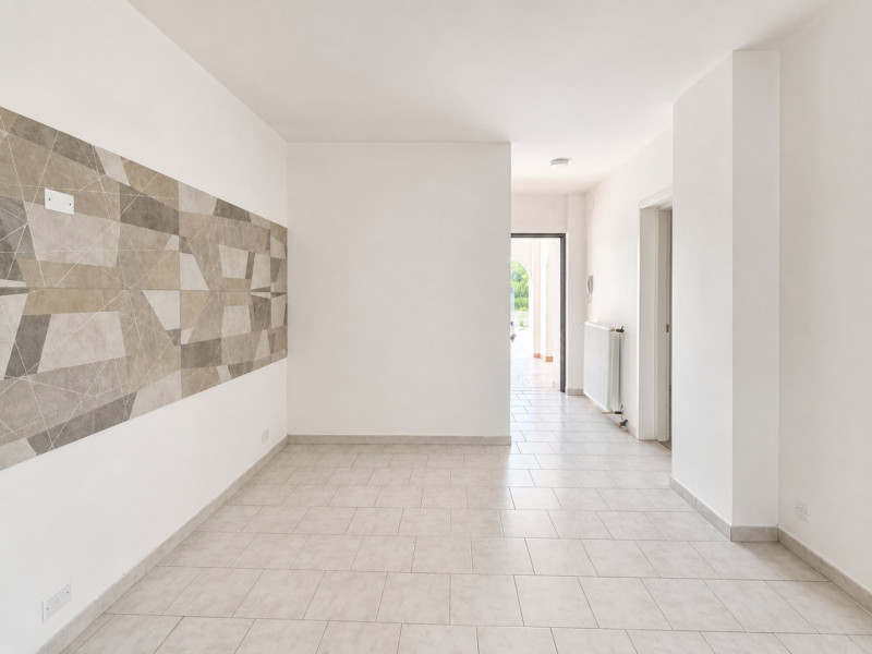 A Resana, in una zona residenziale tranquilla e ben servita ma a pochi minuti dalla tangenziale, ...