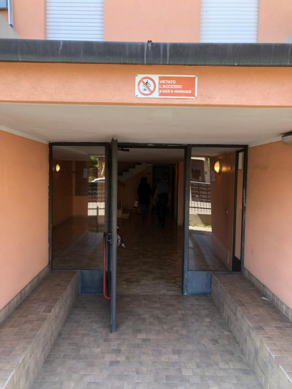 Solo a referenziatissimi proponiamo un imperdibile mini per single o giovane coppia situato in un...
