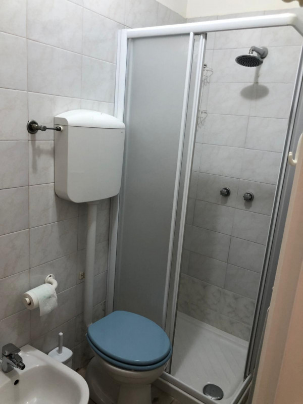 Solo a referenziatissimi proponiamo un imperdibile mini per single o giovane coppia situato in un...