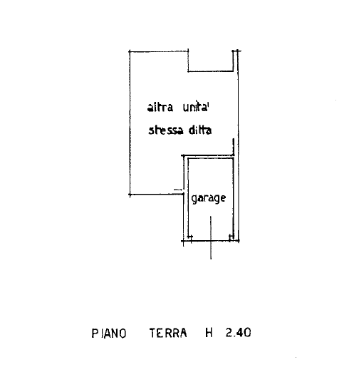 LEGNARO: porzione di trifamiliare di testa su due livelli con ampio scoperto composta da ingresso...