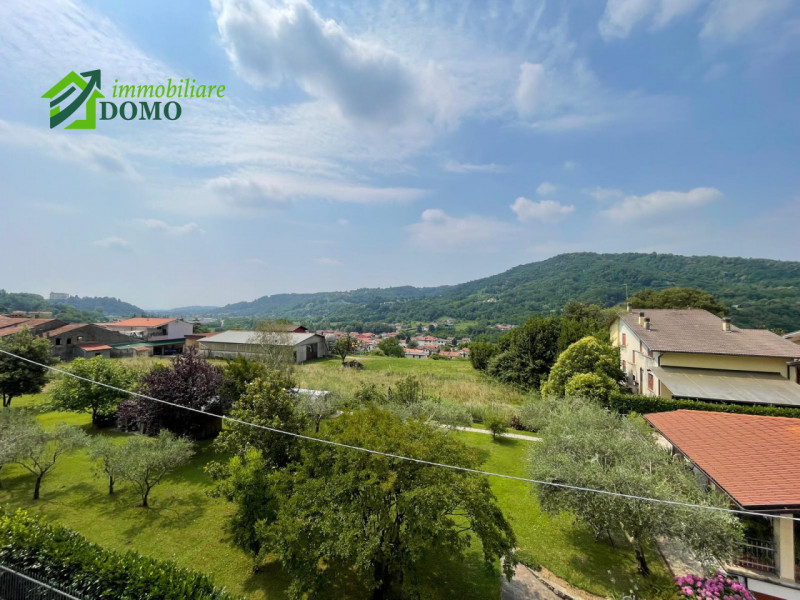 Nel cuore del pittoresco comune di Calvene, proponiamo in vendita una rara opportunità: casa sing...