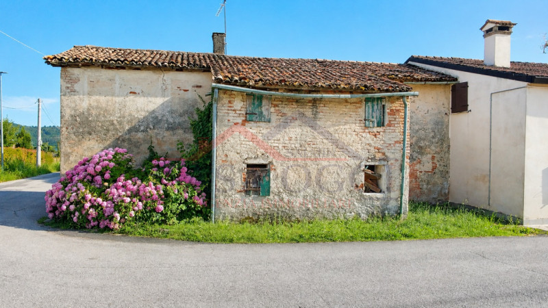 RIF. 467 – Montemerlo di Cervarese Santa Croce

Proponiamo in vendita un'interessante proprietà c...