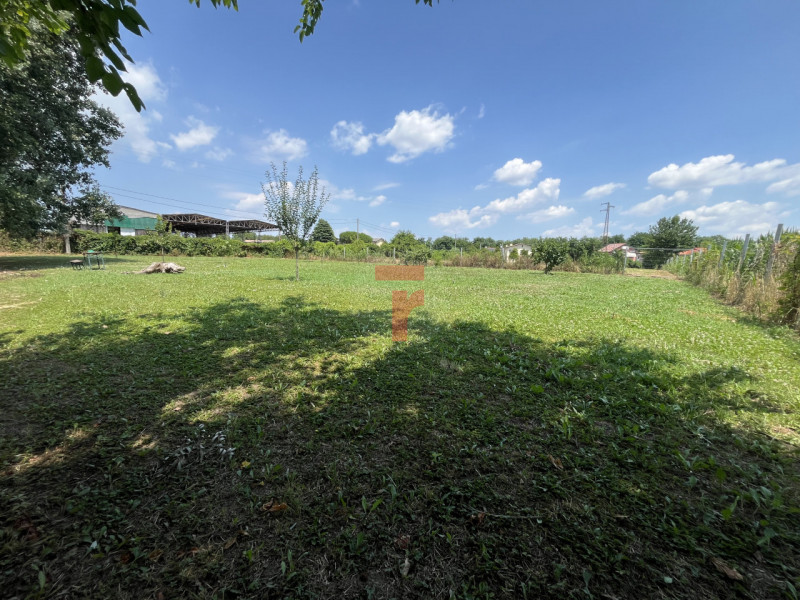 Nella prima periferia di Padova, in zona Altichiero, in una posizione facilmente raggiungibile e ...
