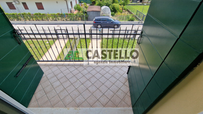 Campodarsego Fiumicello in tranquilla zona residenziale, proponiamo in esclusiva ottima porzione ...