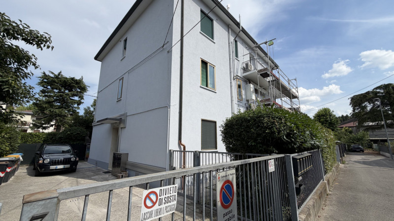 Scopri un'opportunità unica nel cuore di Porta Trento, una delle zone più affascinanti e ricercat...